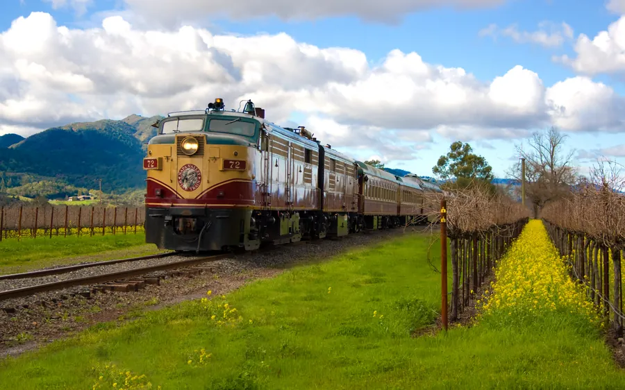 Napa Valley Wine Train: almuerzo o cena en el Vista Dome